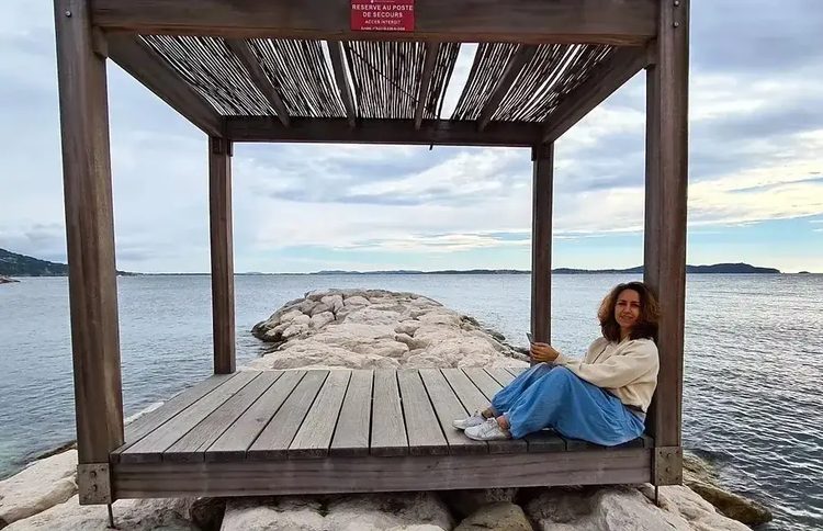 Feriel - Neurolanguage Coach by the sea